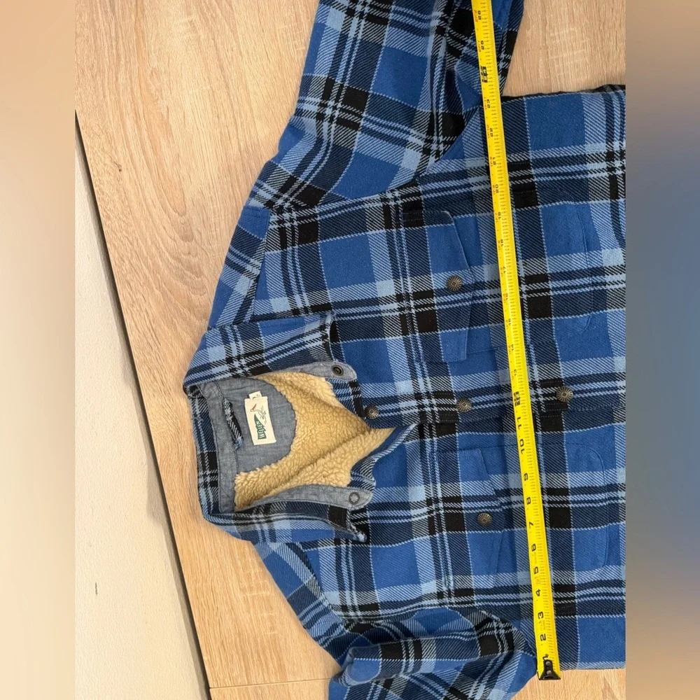 Huckberry questions leave